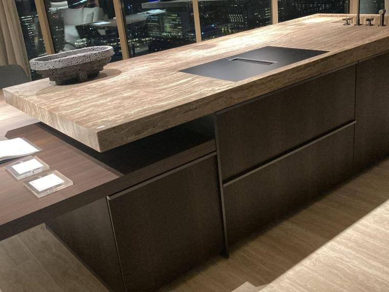 Exclusieve showroomkeuken (eiland) – Molteni & Dada
