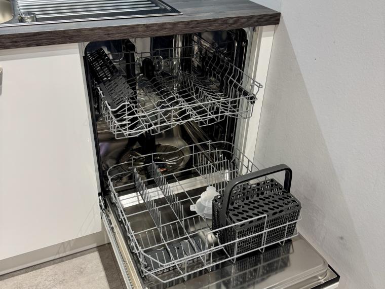 Koje 211 Pino Einbauküche