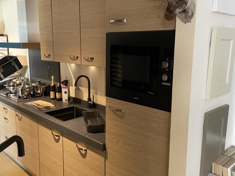 Rechte keuken in Wild eiken van 321,5 cm