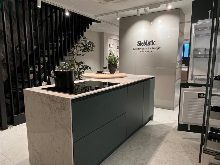 SieMatic Urban S2 - Kaviaar groen en Titaan metaal