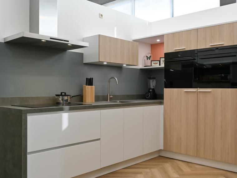 Greeploze keuken, Japandi stijl