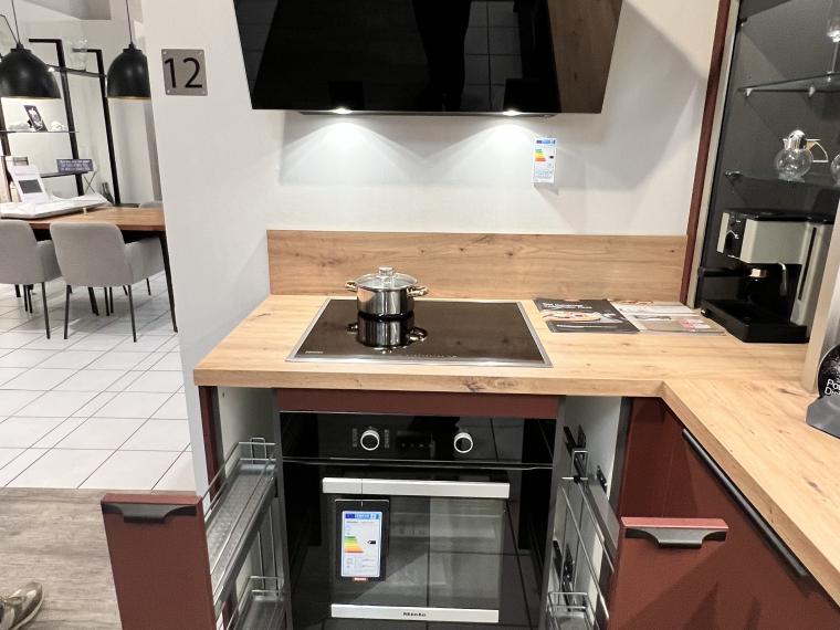 L Form mit Miele Geräte