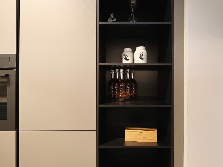 Stilvolle Häcker Ausstellungsküche