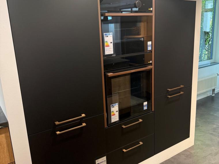 Modernes Design trifft Alteiche Natur