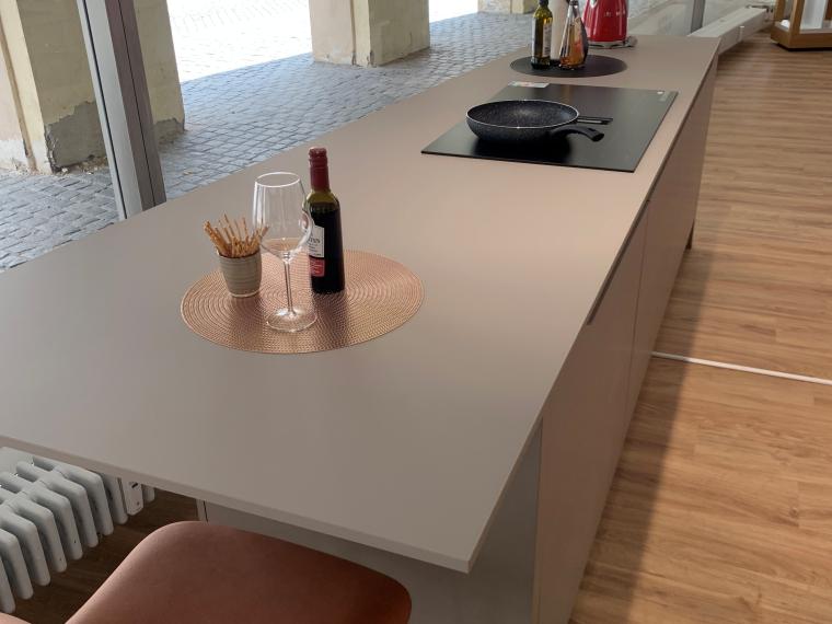 Elegante Zurückhaltung ##mit Lieferzeit###