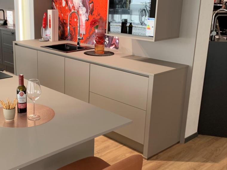Elegante Zurückhaltung ##mit Lieferzeit###