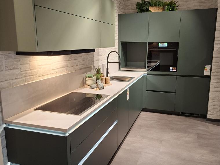 KOJE 12 - Bauformat Grifflos CP & Bosch HNG978QB1: Design trifft Perfektion