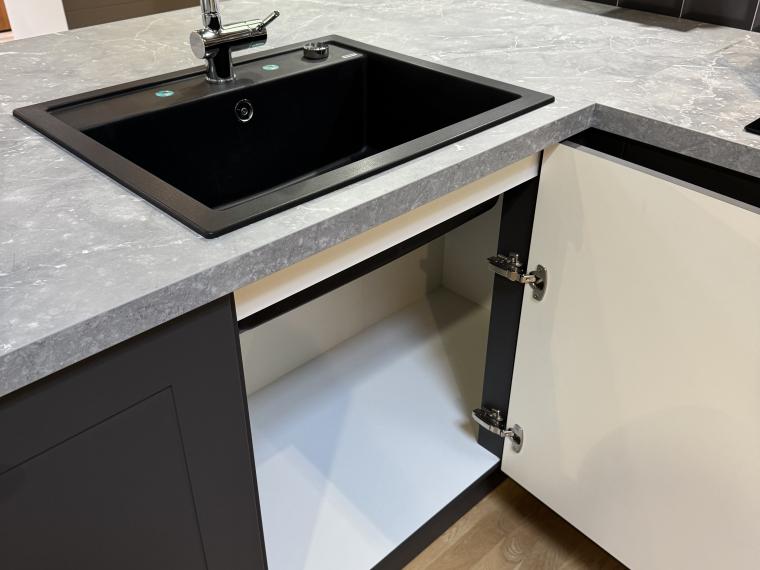 Classic - Lotus Graphit Lotus Graphit mit SMEG Ausstattung