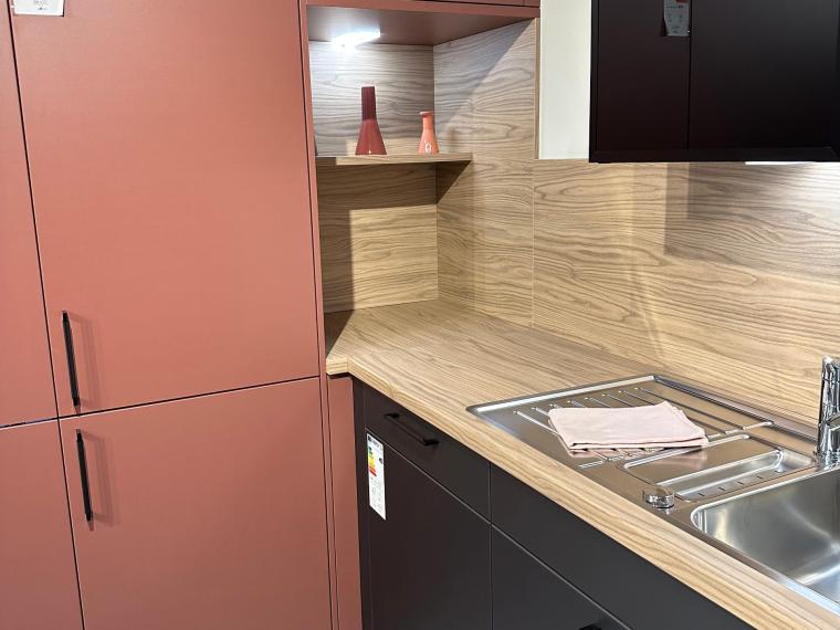 Ausstellungsküche Häcker Smart steinbeige