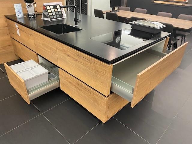 Grifflos edel und Naturstein robust
