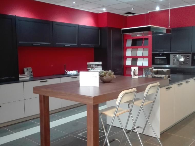 Moderne keuken met Miele toestellen