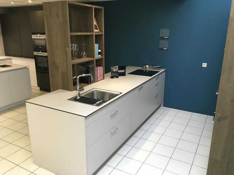 Prachtige keuken met eiland