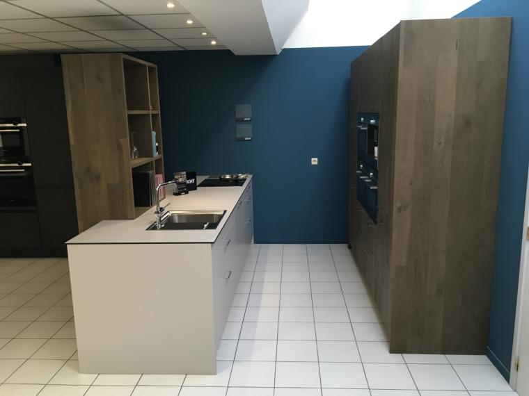 Prachtige keuken met eiland