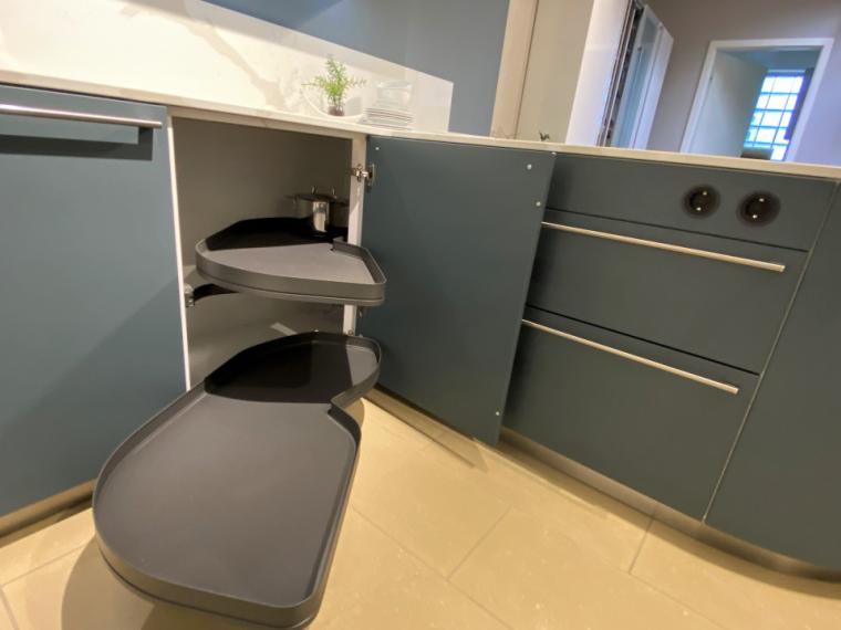 Häcker Küche "AV 6000" RAL Mattlack Blaugrau