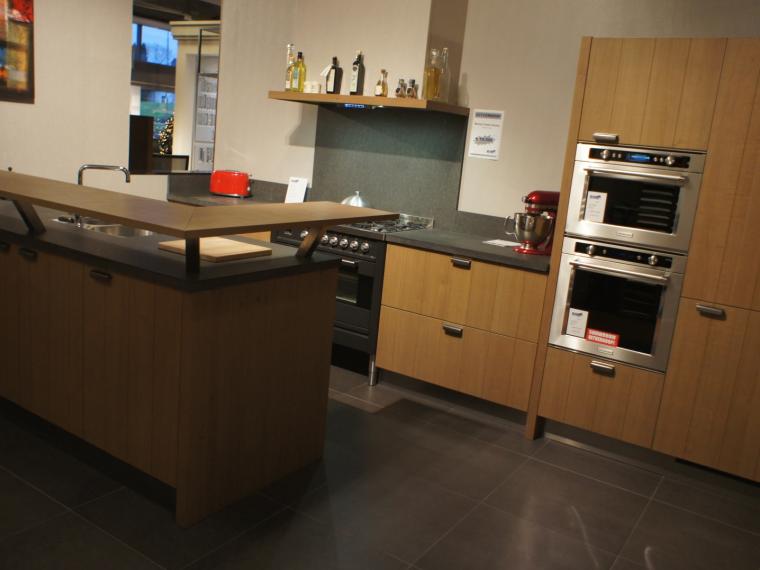 IN TO WOOD! ECHT HOUTFINEER KEUKEN