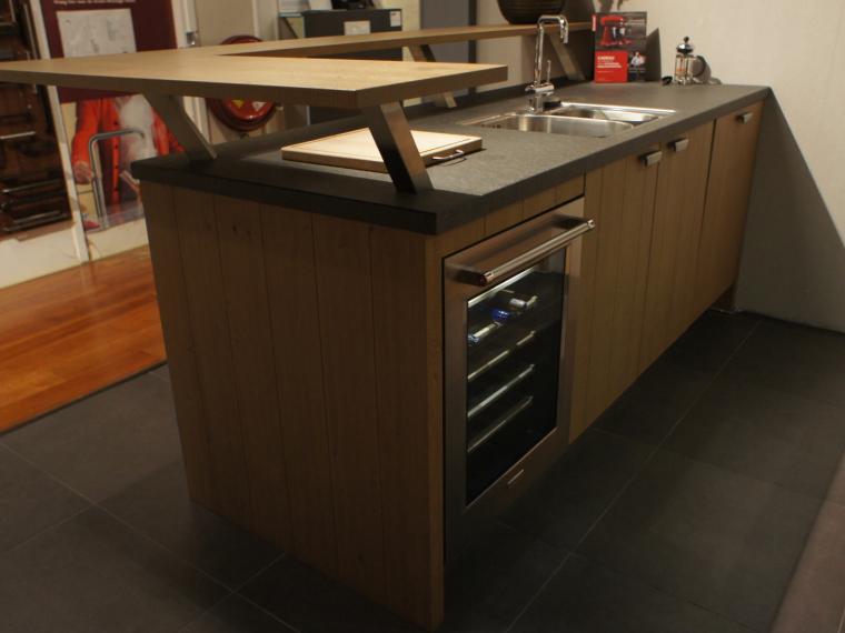 IN TO WOOD! ECHT HOUTFINEER KEUKEN