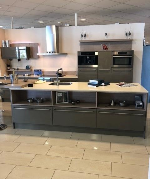 Grote leef keuken in moderne opstelling