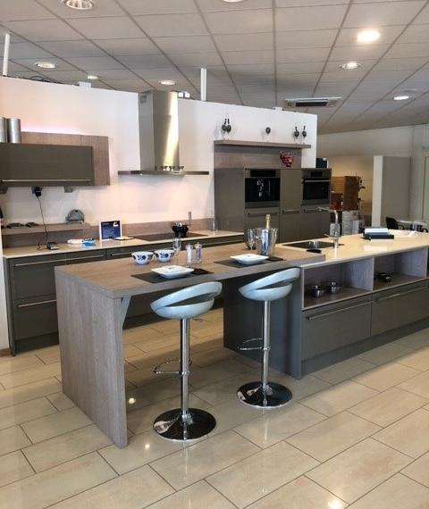 Grote leef keuken in moderne opstelling