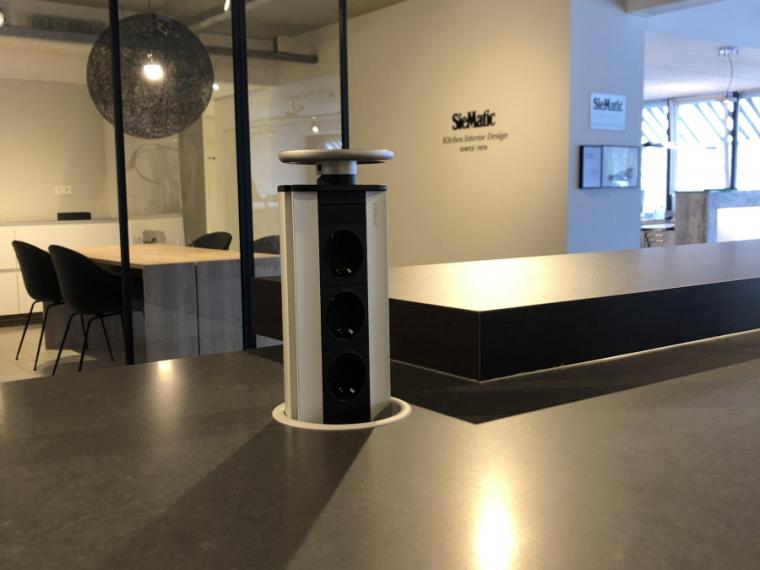 Moderne greeploze SieMatic keuken, hoogglans gelakt!