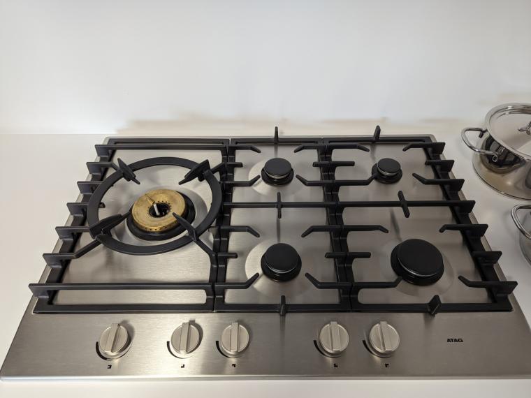 Moderne hoekkeuken Tristar, blad Corian