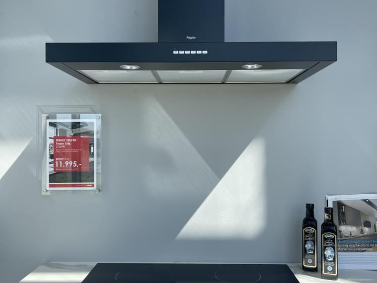 moderne taupe grijze keuken