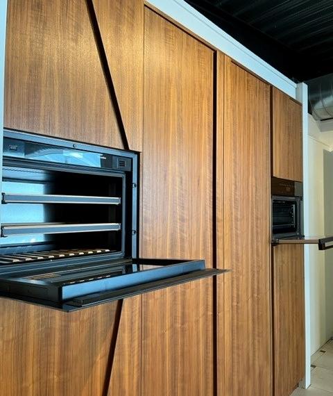 Maatwerk Notenhouten keuken