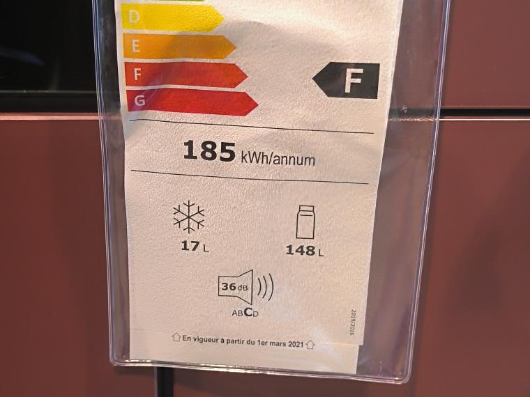 Mut zur Farbe - schöne Küche in Rostrot