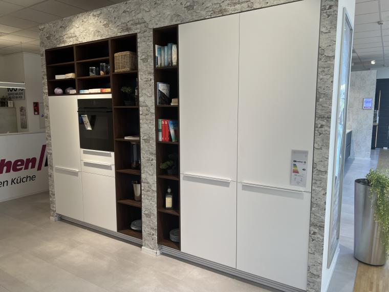 Koje 012 Moderne Nobilia Küche mit hochwertigen Bosch Geräten