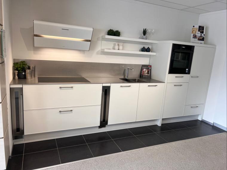 Moderne mat gelakte Keller keuken