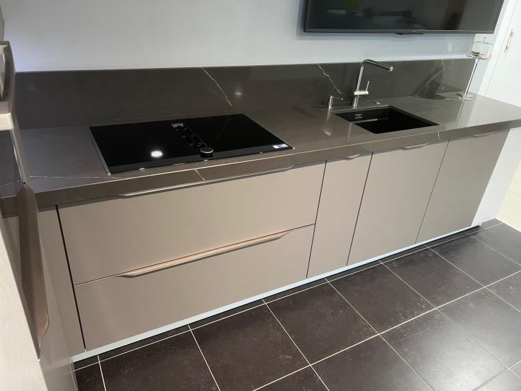 Moderne Schmidt keuken in de kleur Claystone
