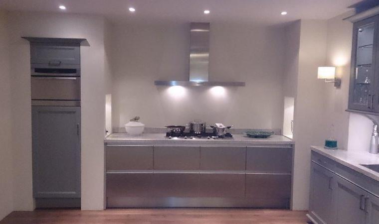 Een unieke stijlvolle SieMatic keuken, Beauxarts stijl, modern landelijk met fraai granieten blad.