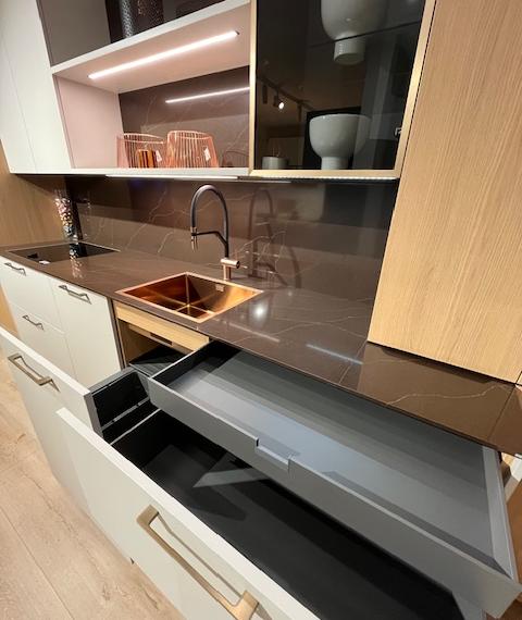 Moderne Einbauküche  Sandgrau Mattlack kombi Feineiche natur Repro