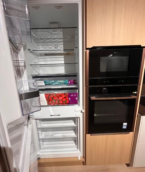 Moderne Einbauküche  Sandgrau Mattlack kombi Feineiche natur Repro