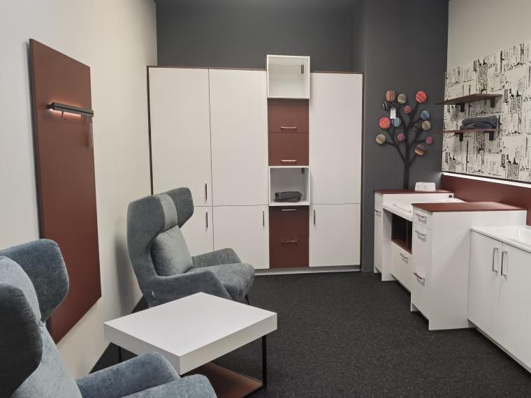 Für den Alltag gemacht - Kinderzimmer mit Wickelmöglichkeit oder als Hauswirtschaftsraum nutzbar