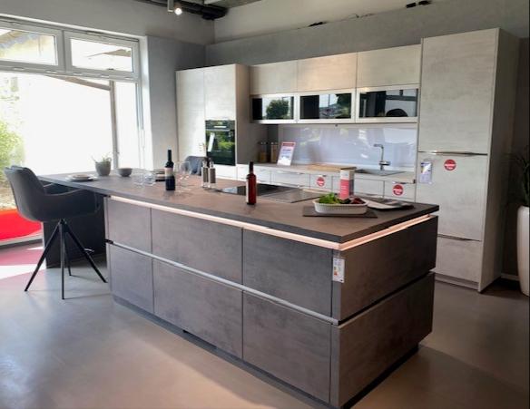 Ihre Traumküche im Abverkauf – Jetzt zugreifen und Kochen auf höchstem Niveau!