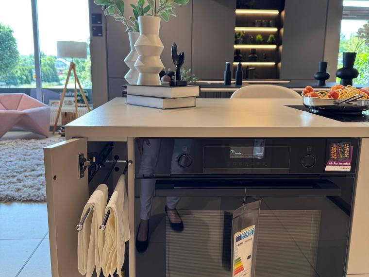 LEICHT Designküche 2025 | Neupreis 41.300 € | Abverkauf 19.900 €