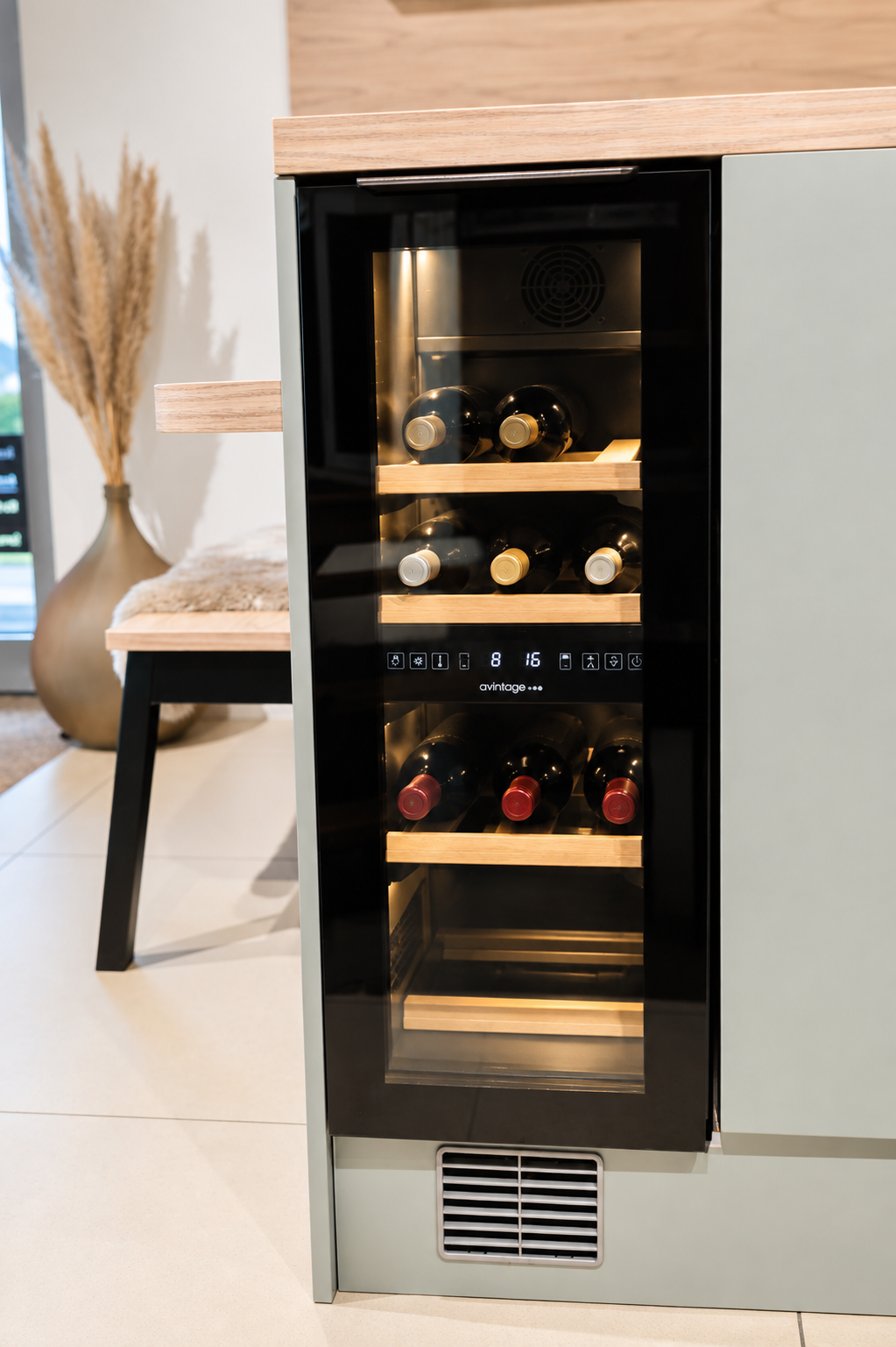 Häcker Designküche Eukalyptus |Neupreis 26.800 €|Jetzt 12.900,-€ Sitzplatz