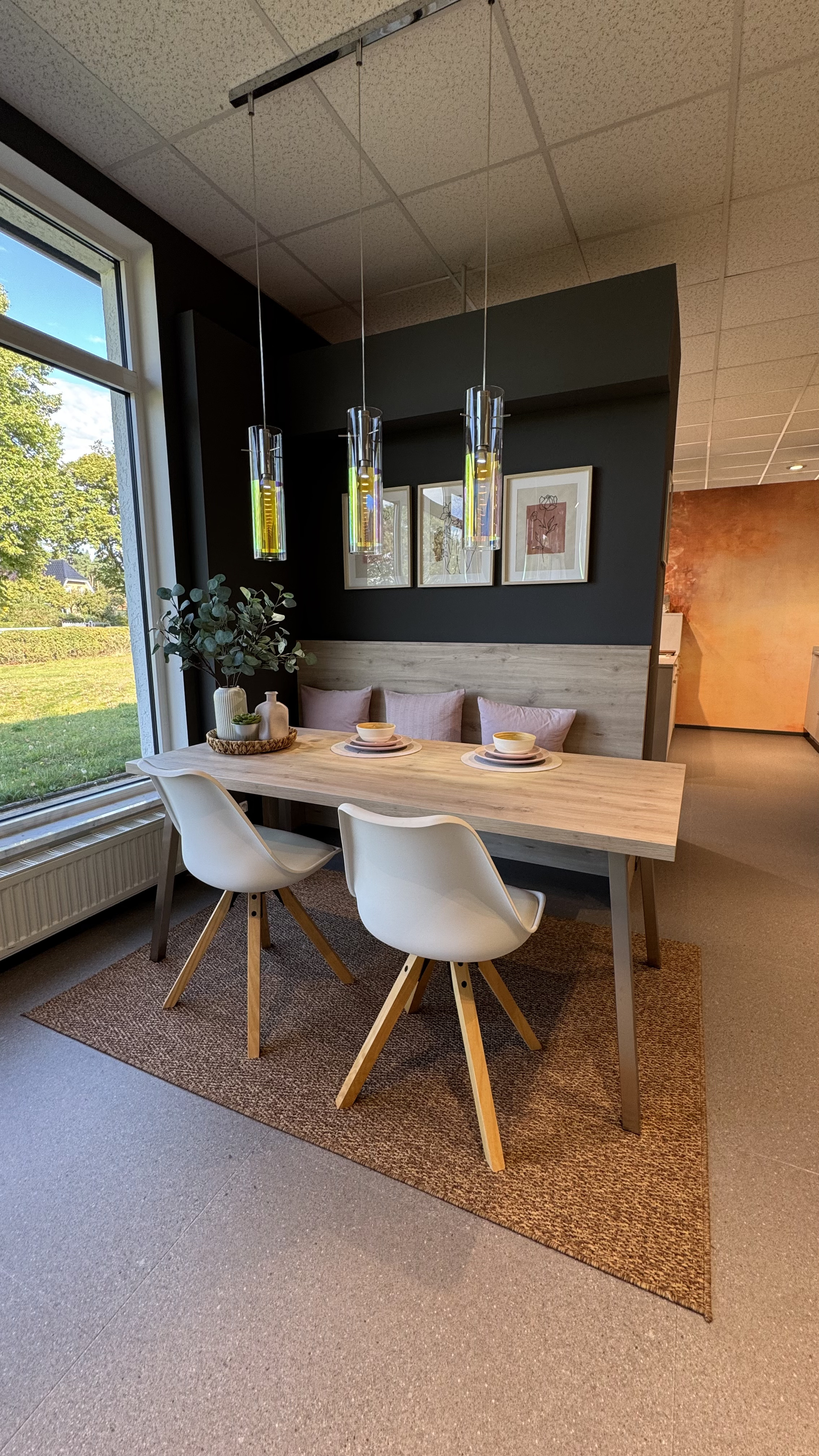 L-Küche mit Sitzbank