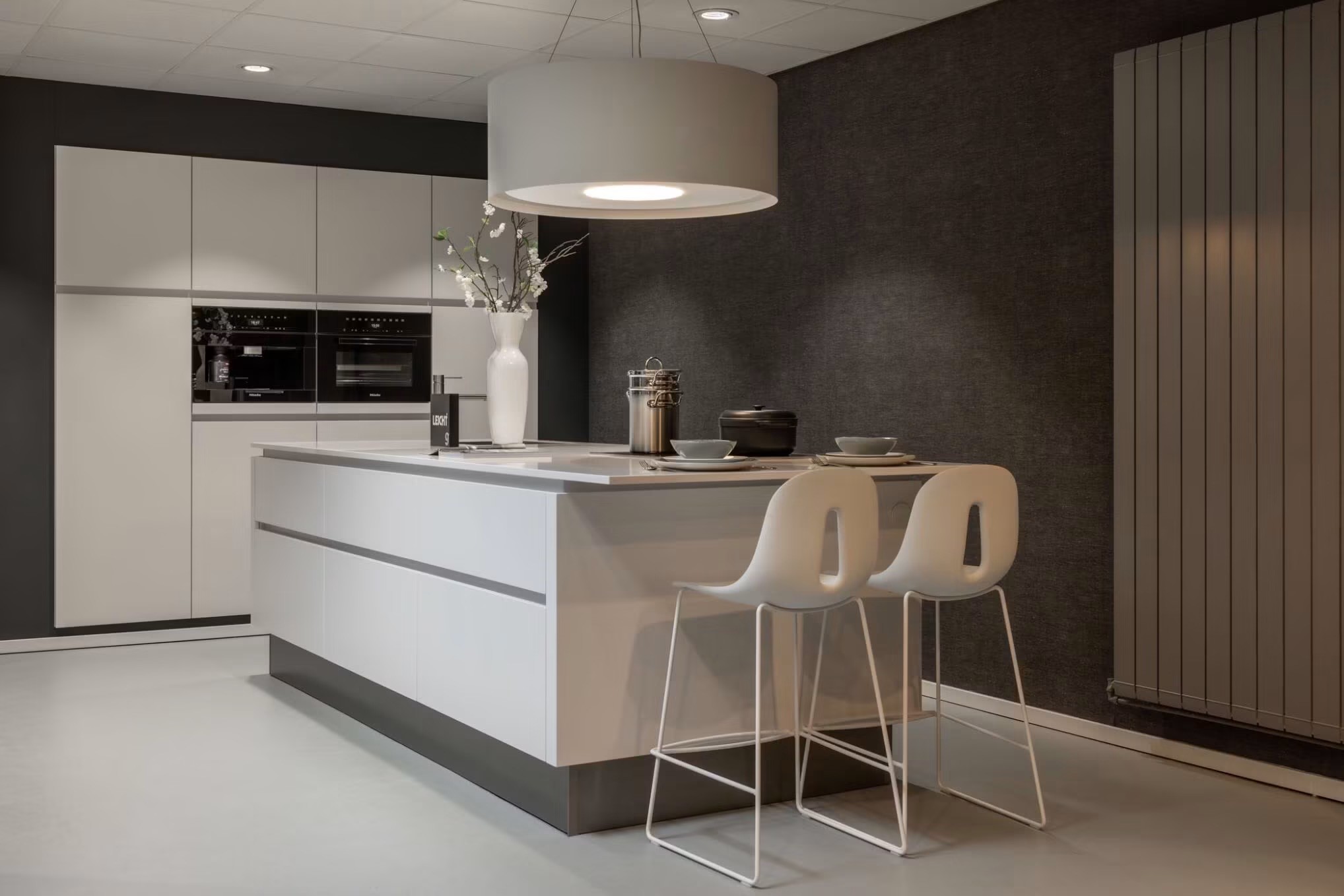 greeploze Leicht keuken met Miele apparatuur
