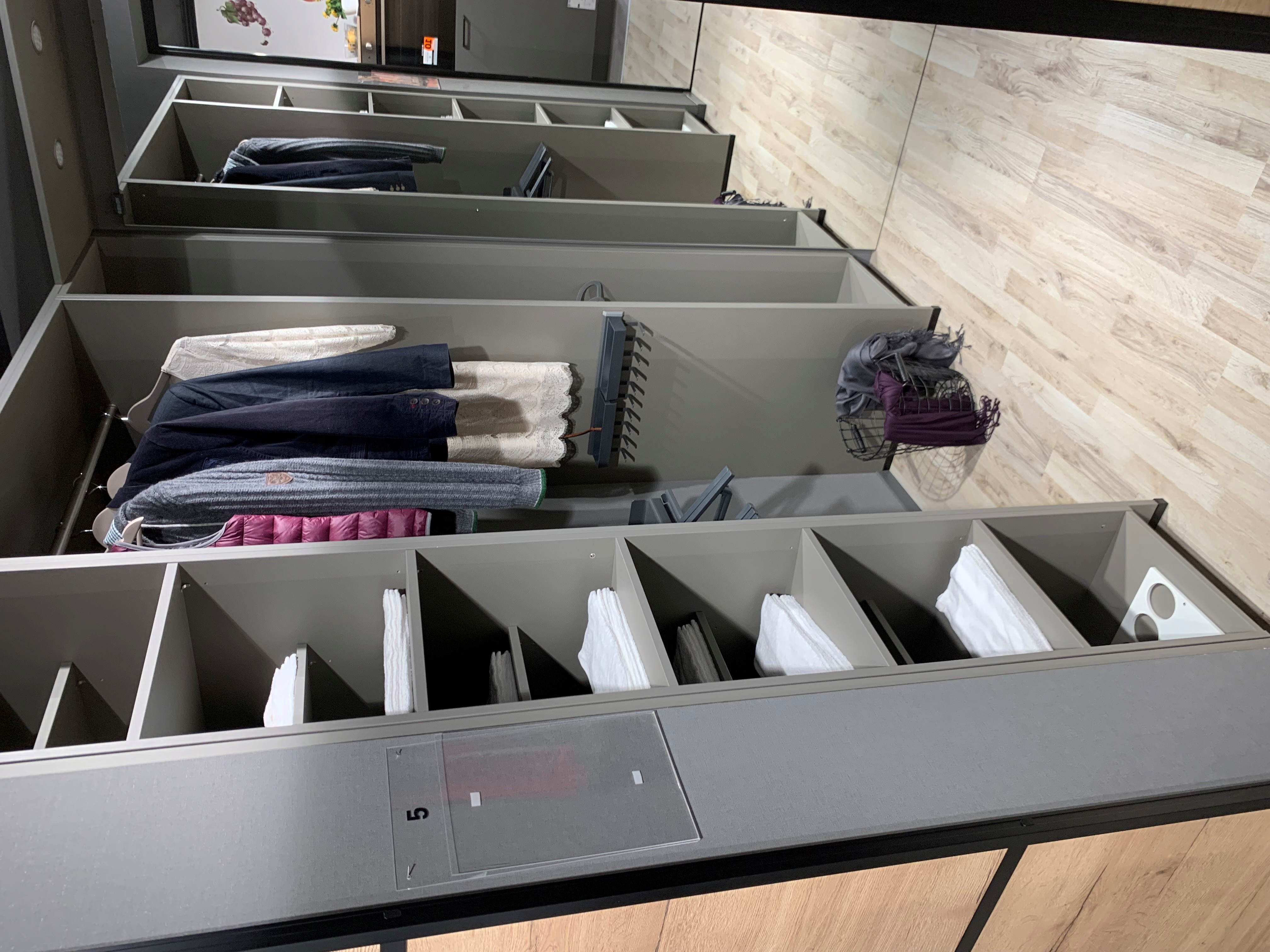 Begehbarer Schrank