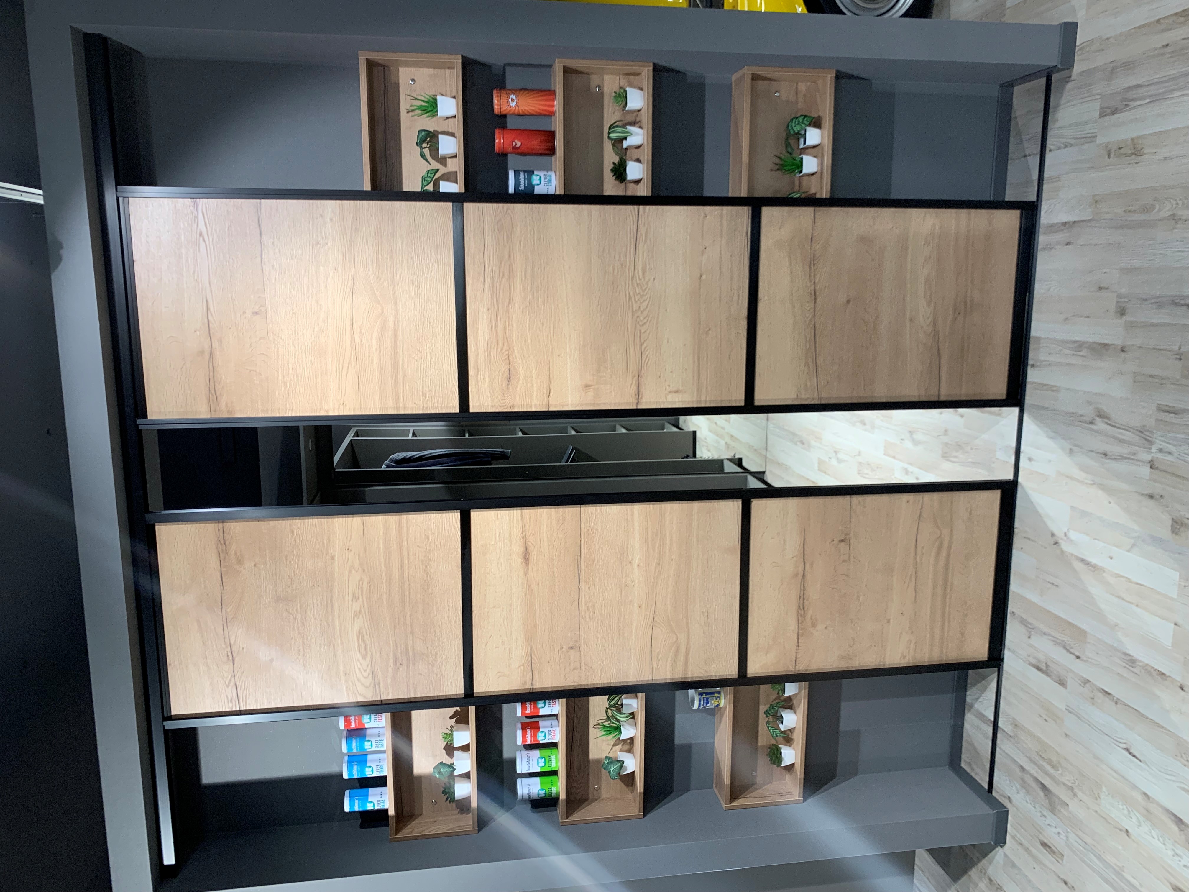 Begehbarer Schrank