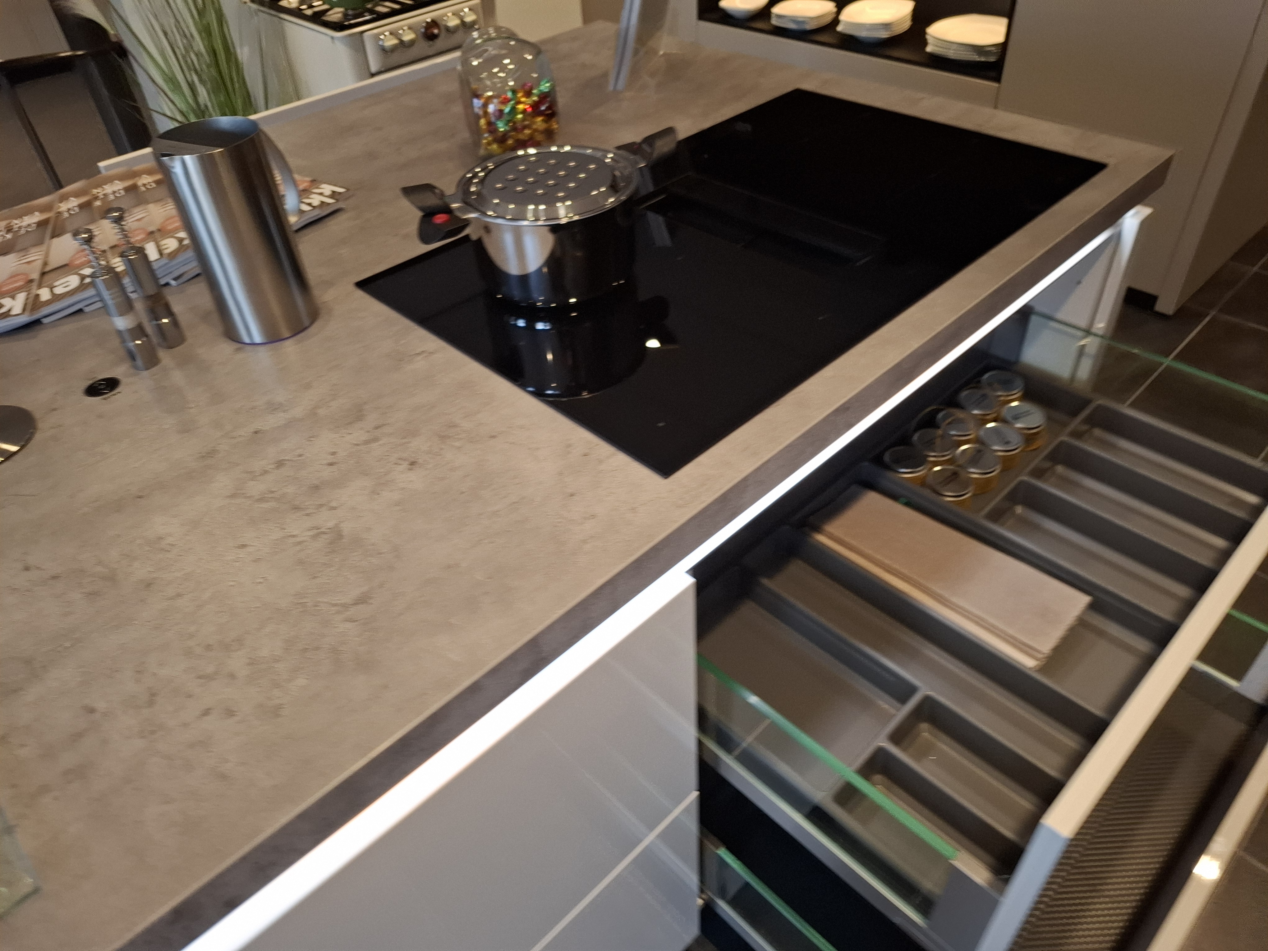 Moderne eilandkeuken