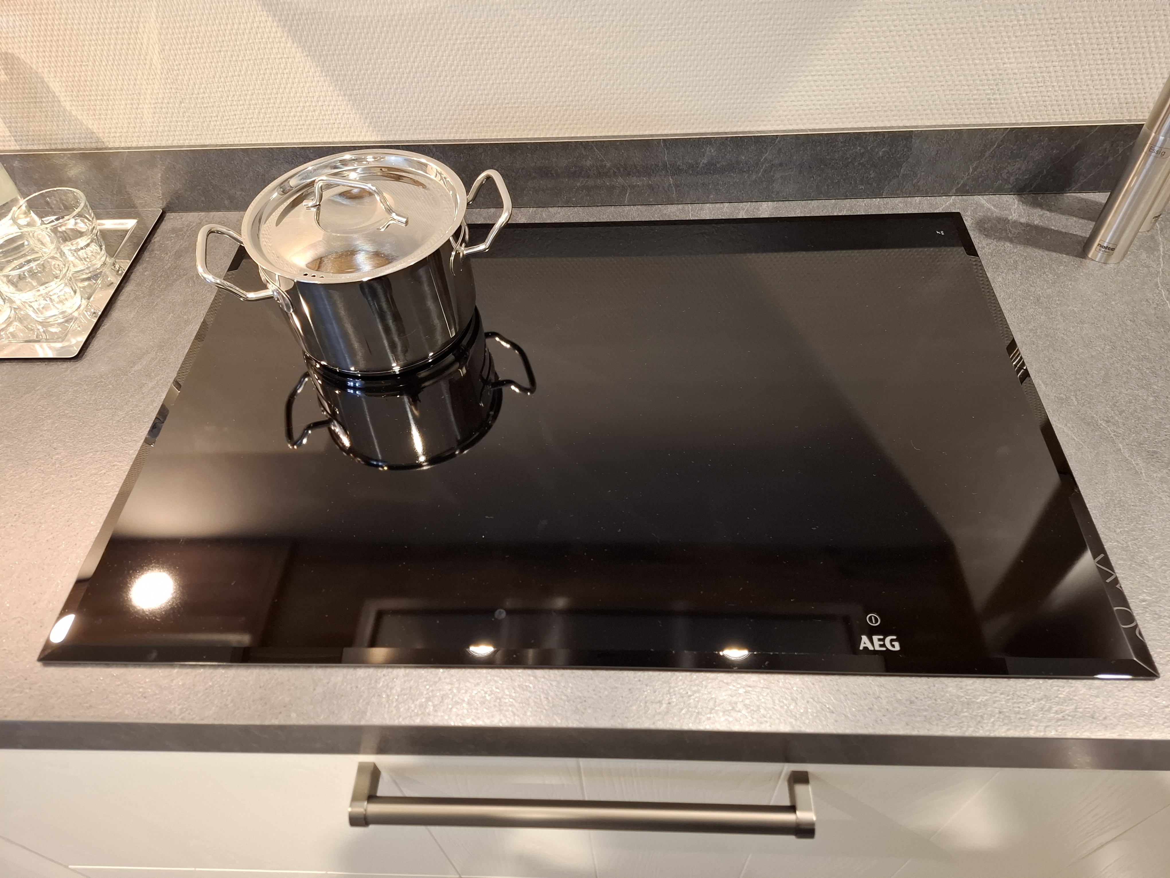 Stoere robuuste grof eiken keuken