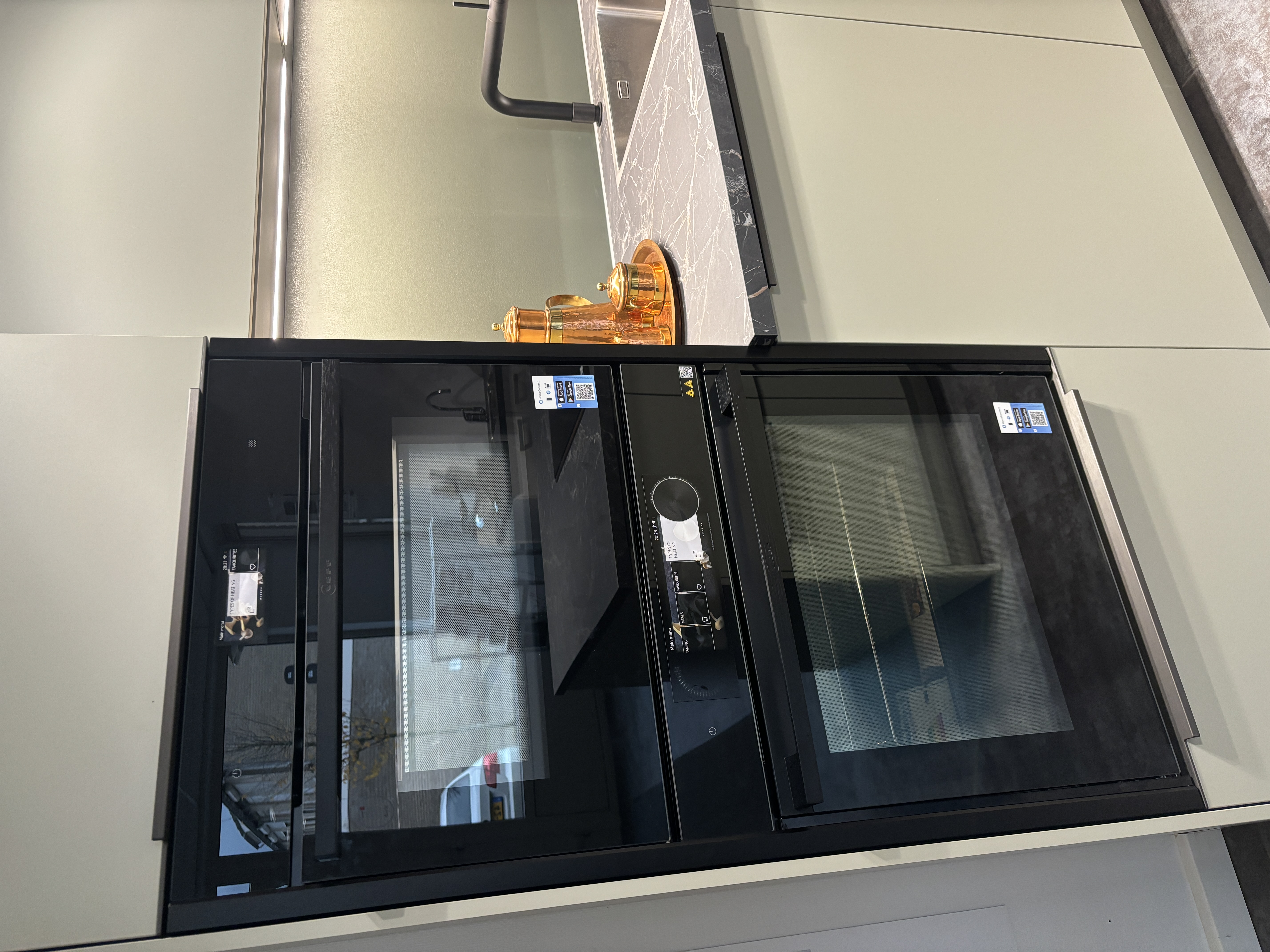 Selectiv Top Jade Pastel met Neff en Quooker apparatuur