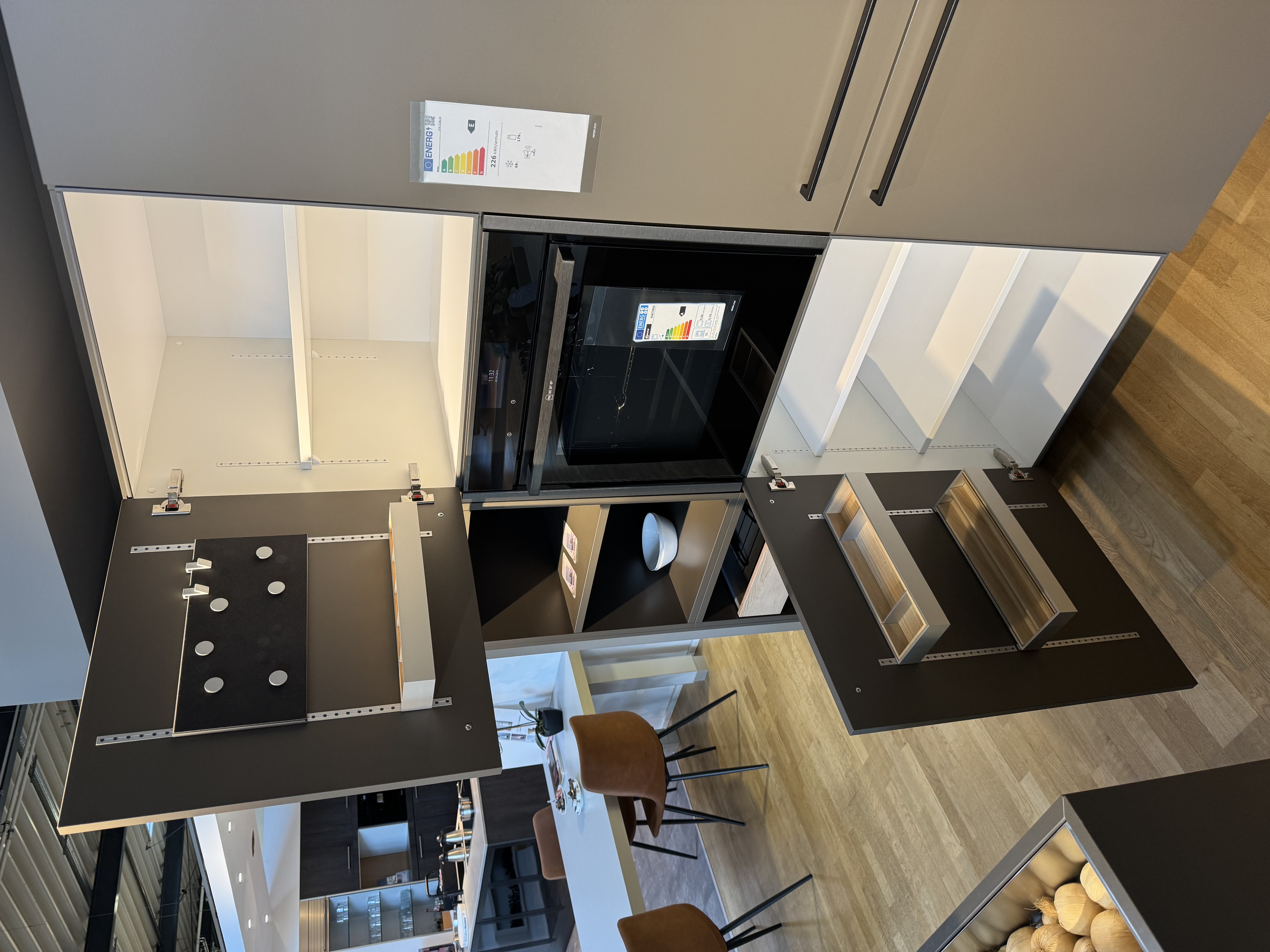 SC 41 Designinsel mit warmgewalzter Edelstahl-Arbeitsplatte