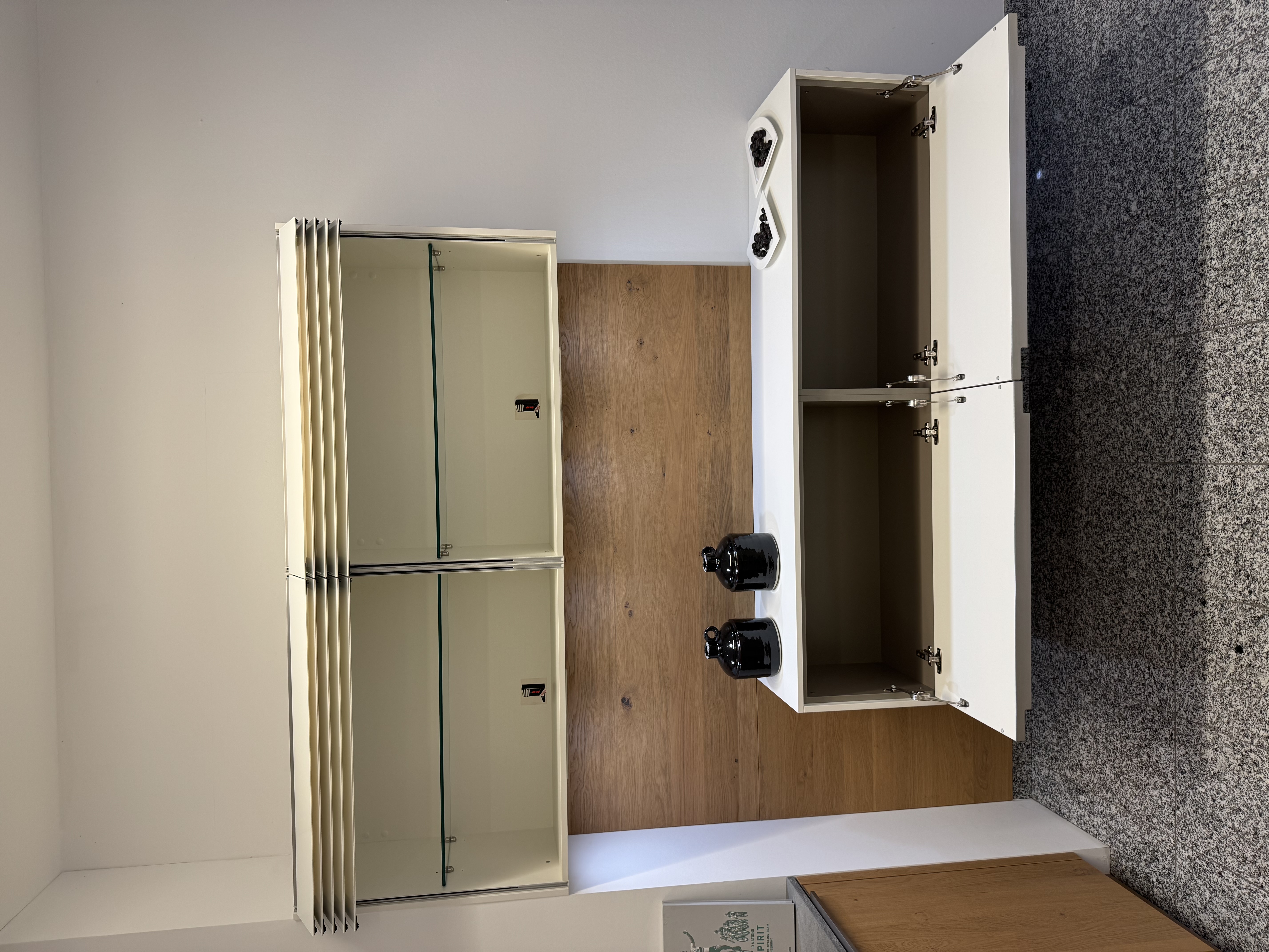 AV5082 Wildeiche Hell Echtholz trifft modernes Design
