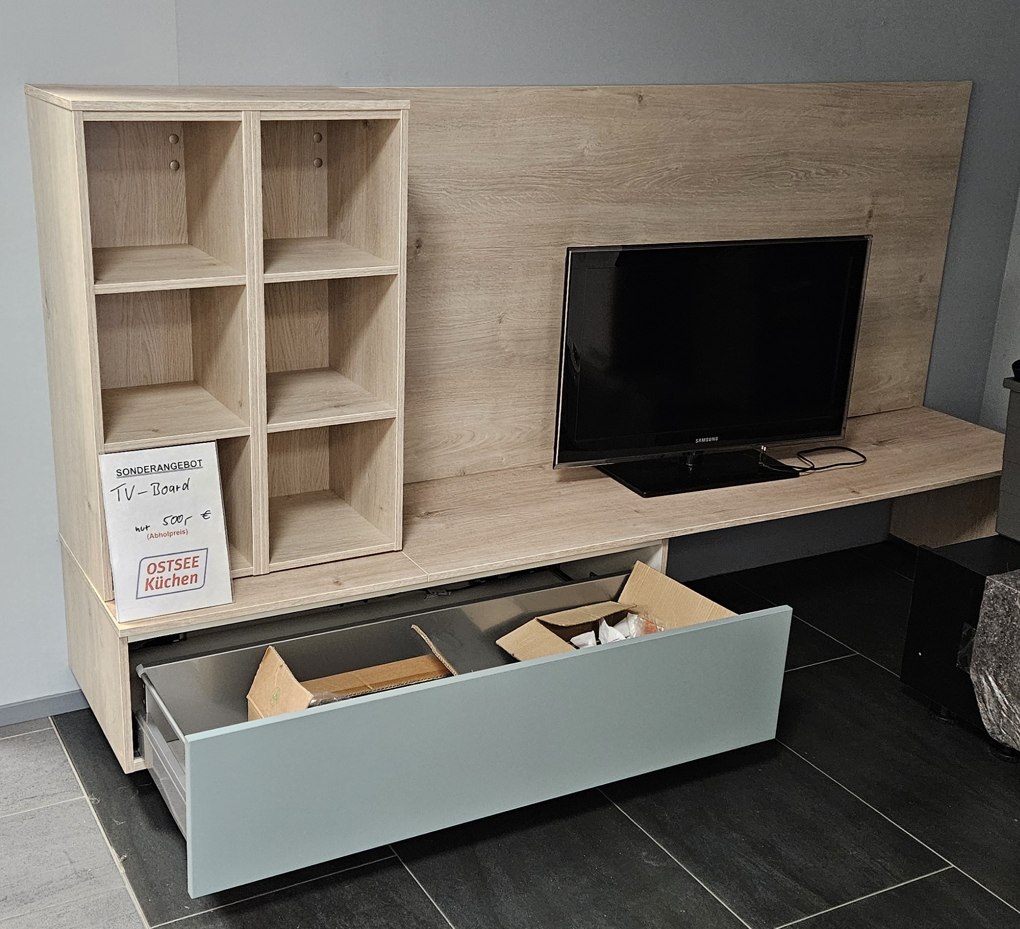 modernes TV-Board