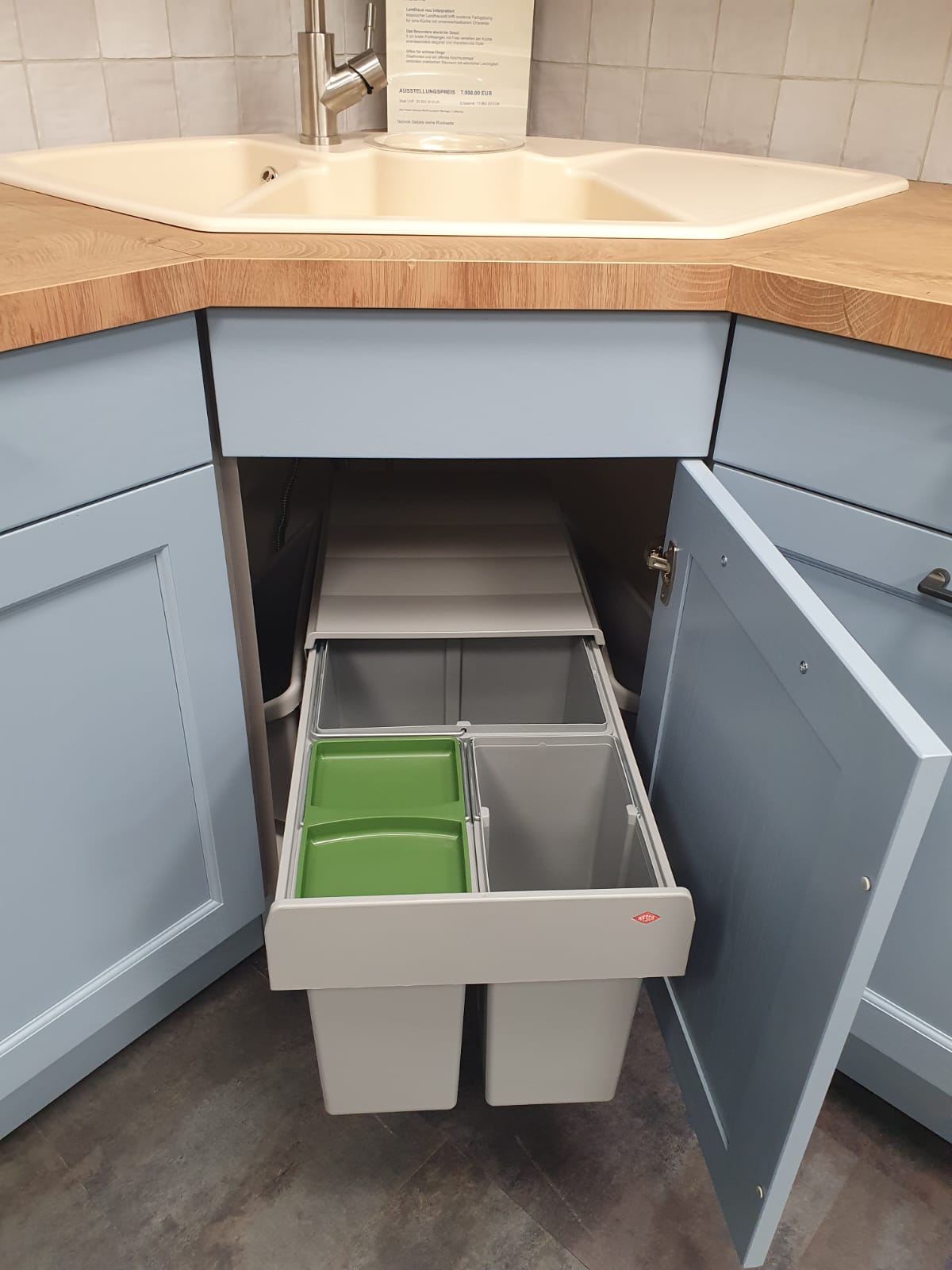 Klassischer Landhausstil trifft moderne Farbgebung