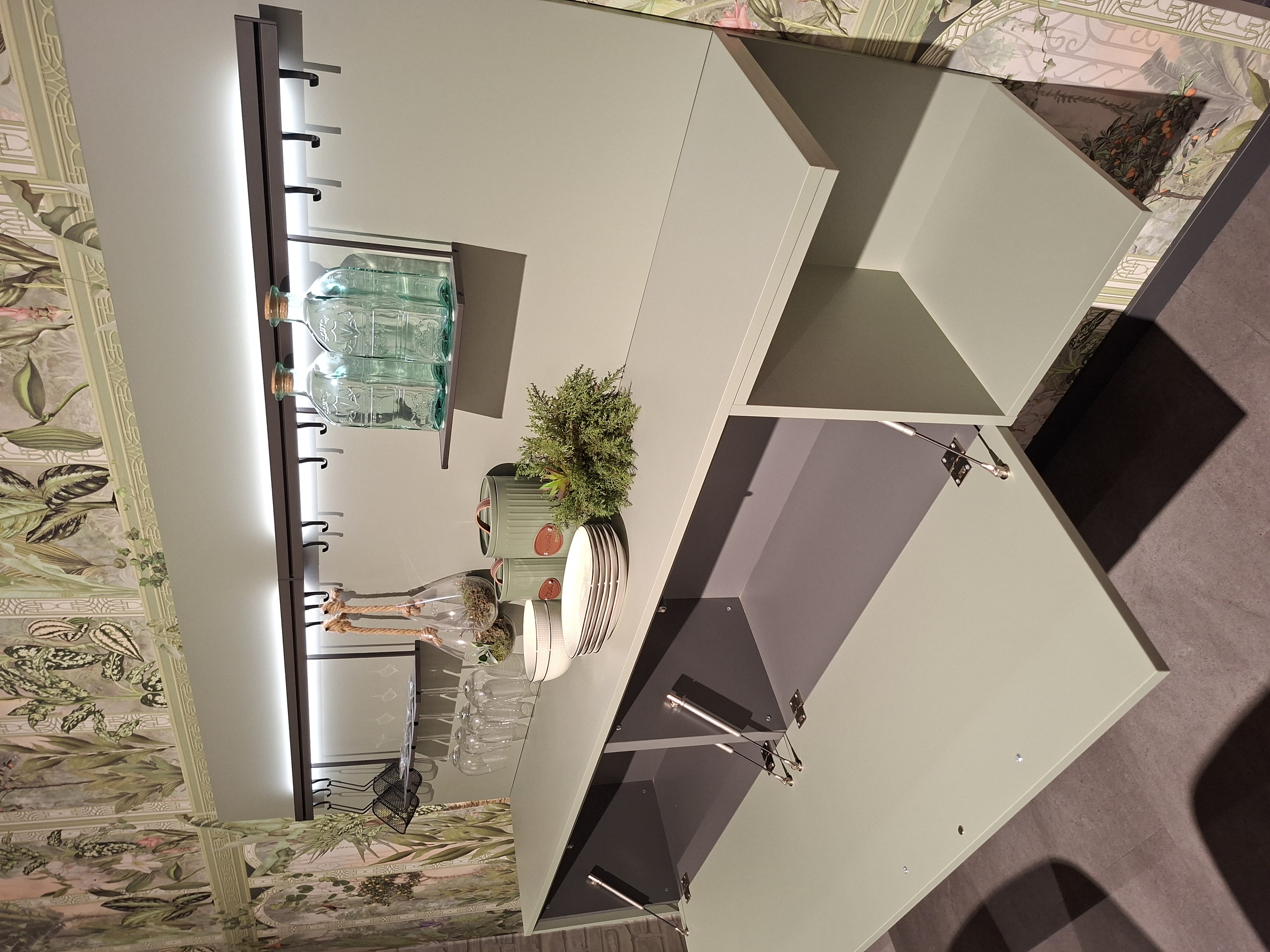 KOJE 12 - Bauformat Grifflos CP & Bosch HNG978QB1: Design trifft Perfektion
